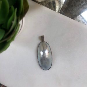 Mother of pearl pendant